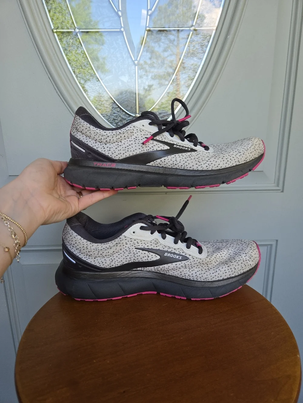Brooks Trace Sneakers